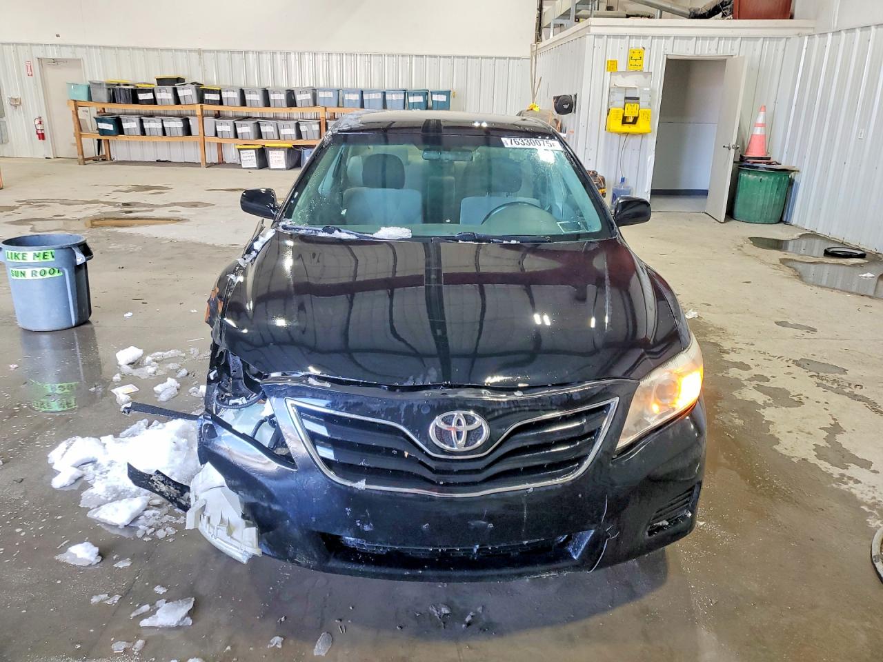 2011 TOYOTA CAMRY LE photo 5