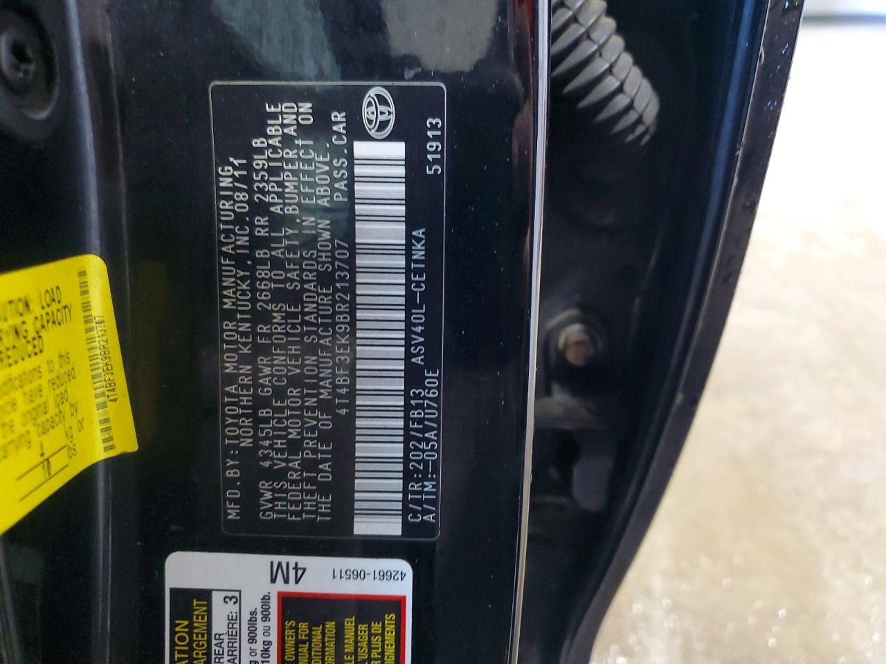2011 TOYOTA CAMRY LE photo 12