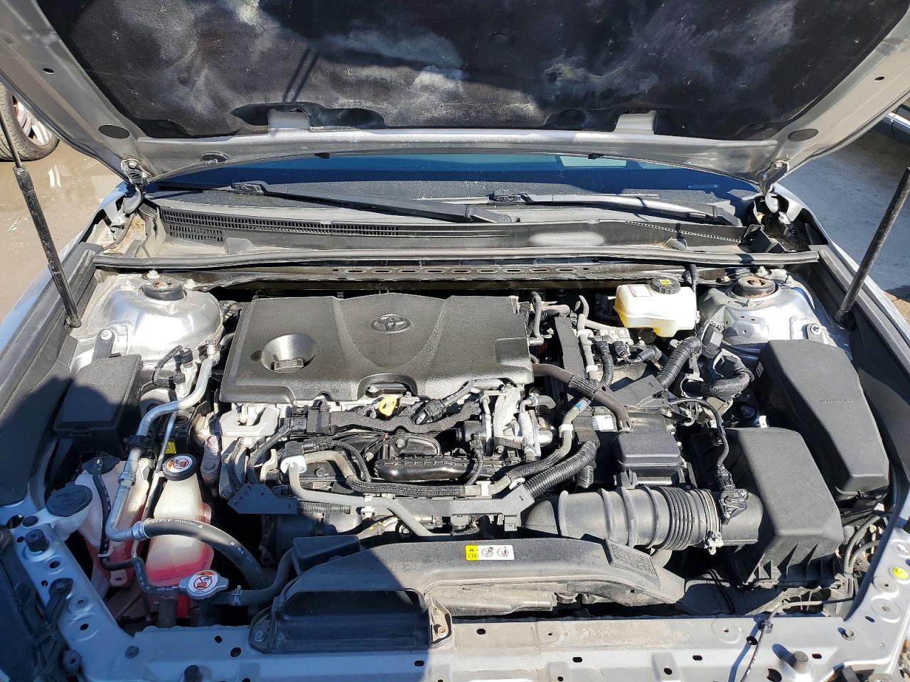 2019 TOYOTA CAMRY HYBRID photo 21