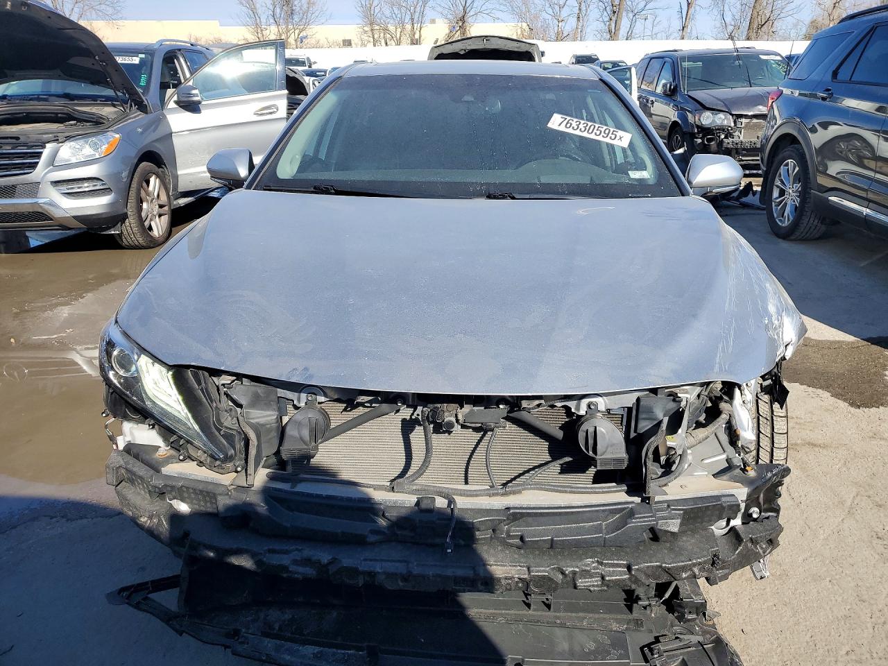 2019 TOYOTA CAMRY HYBRID photo 9
