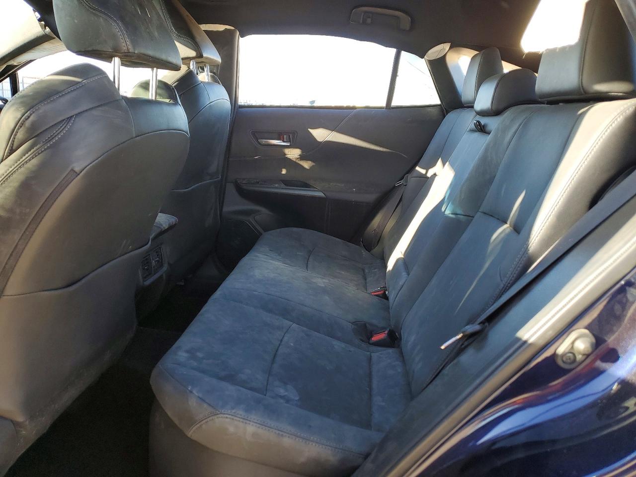 2023 TOYOTA VENZA photo 11