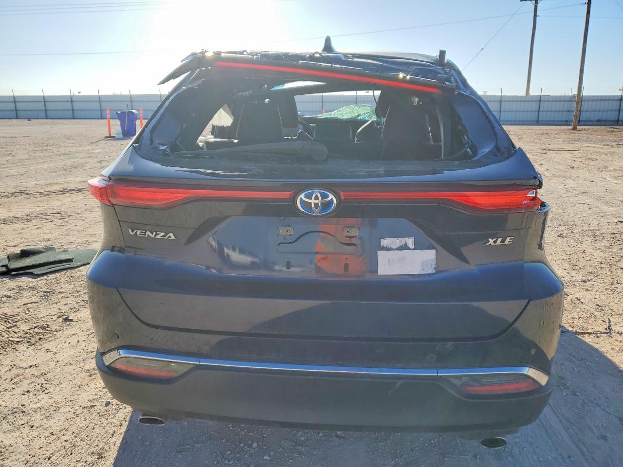 2023 TOYOTA VENZA photo 6