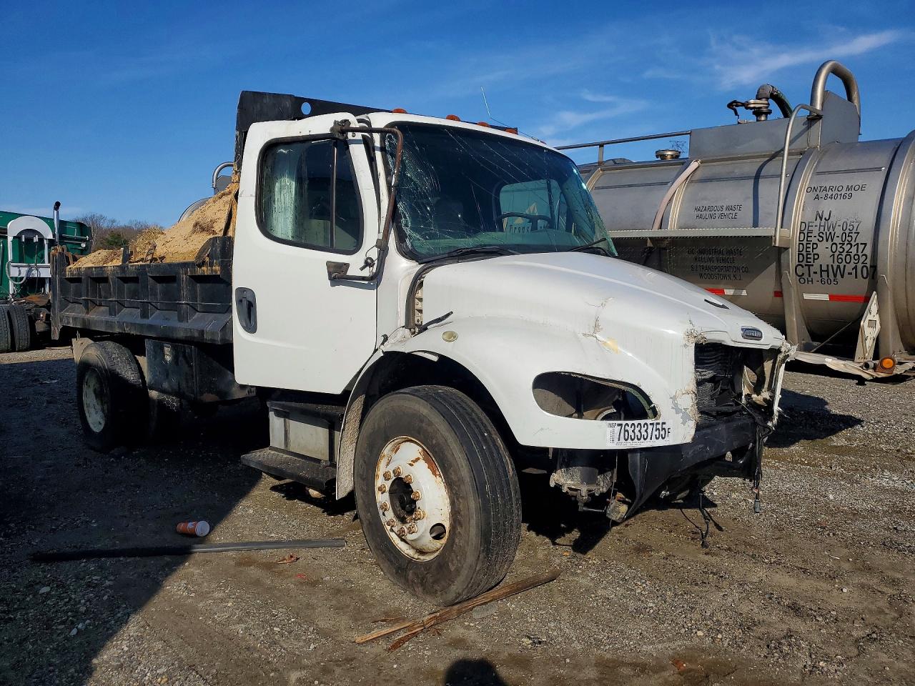 2005 FREIGHTLINER M2 106 MEDIUM DUTY photo 4