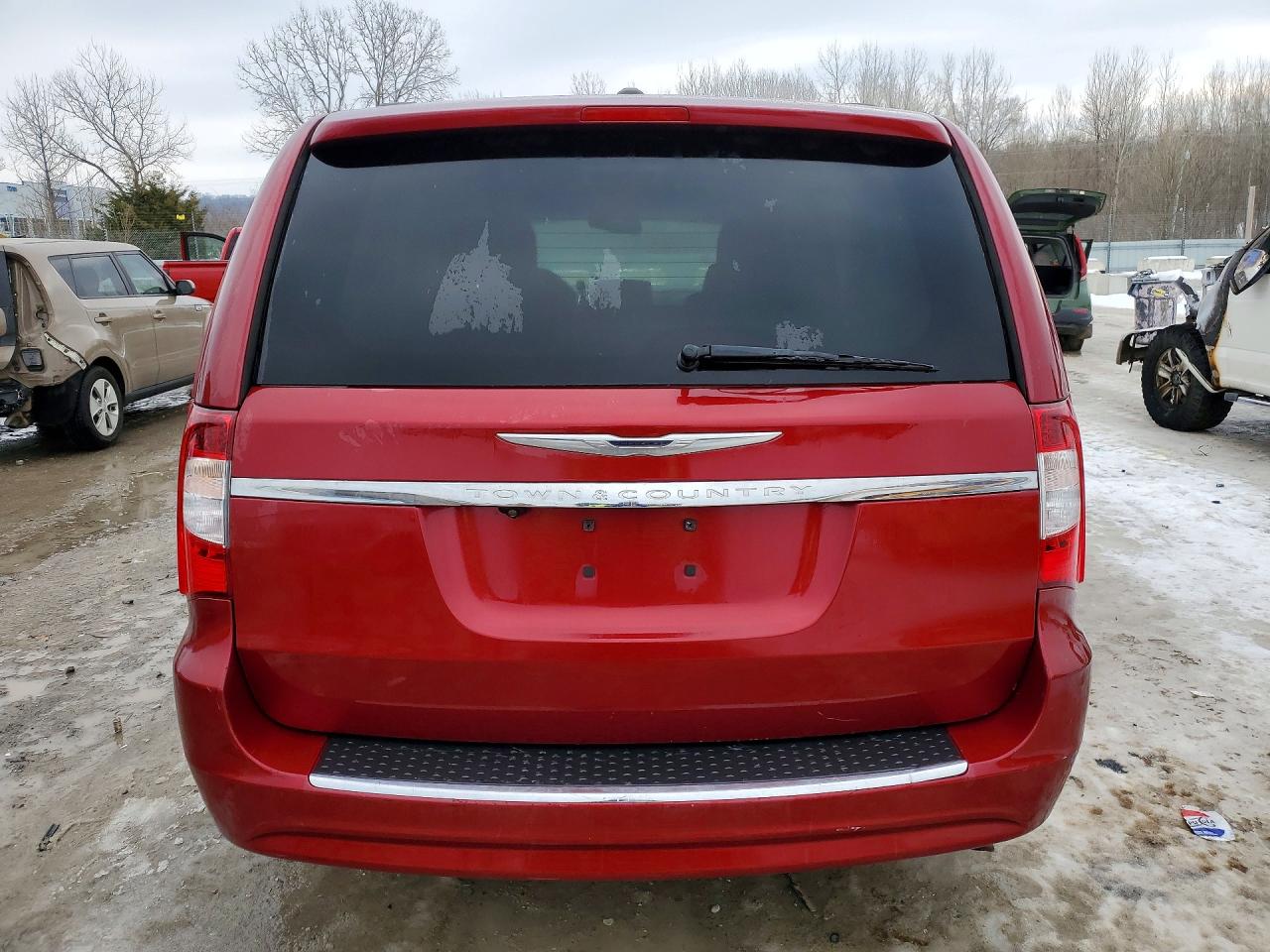 2013 CHRYSLER TOWN & COUNTRY TOURING photo 6