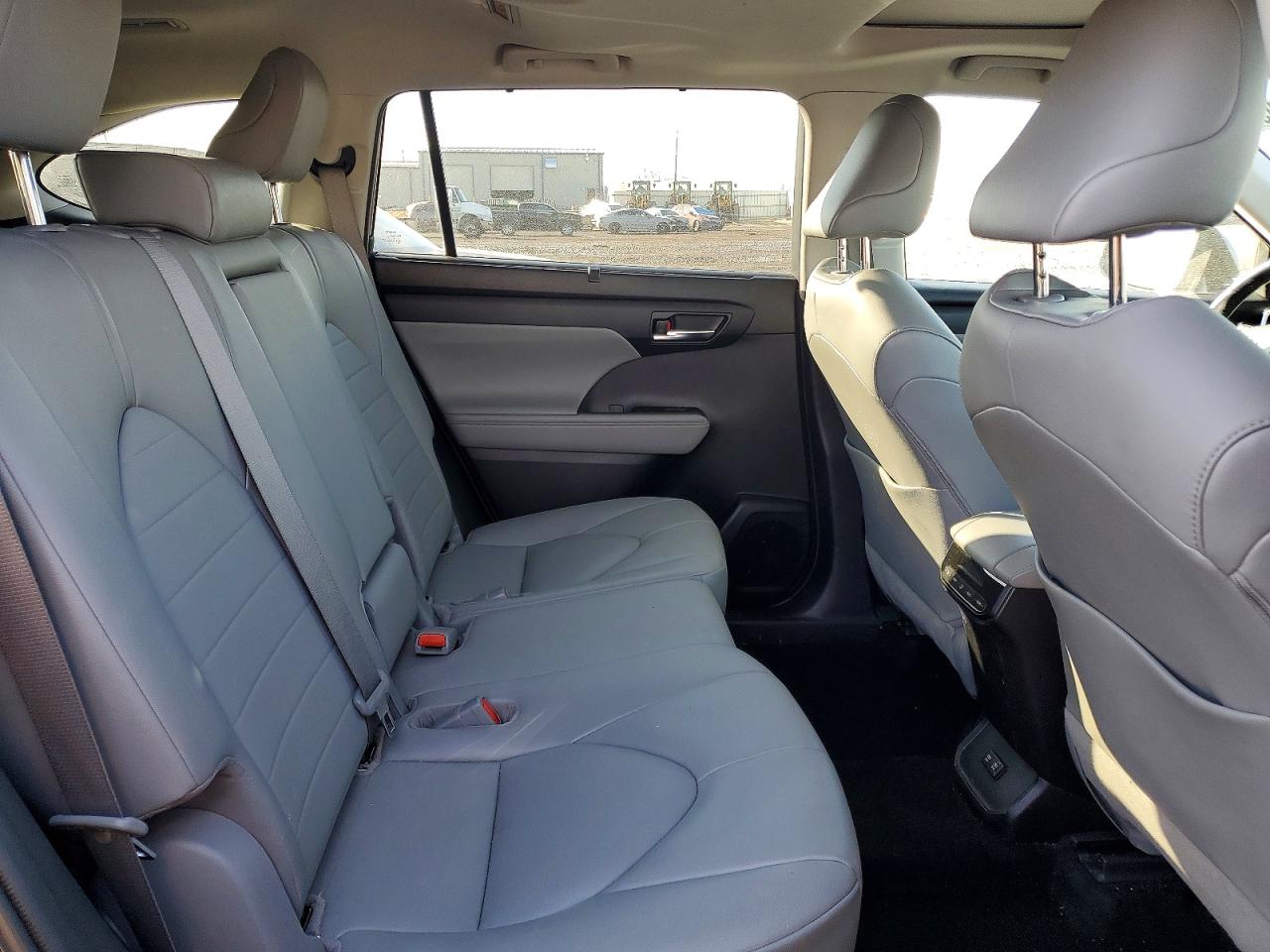 2020 TOYOTA HIGHLANDER HYBRID XLE photo 31