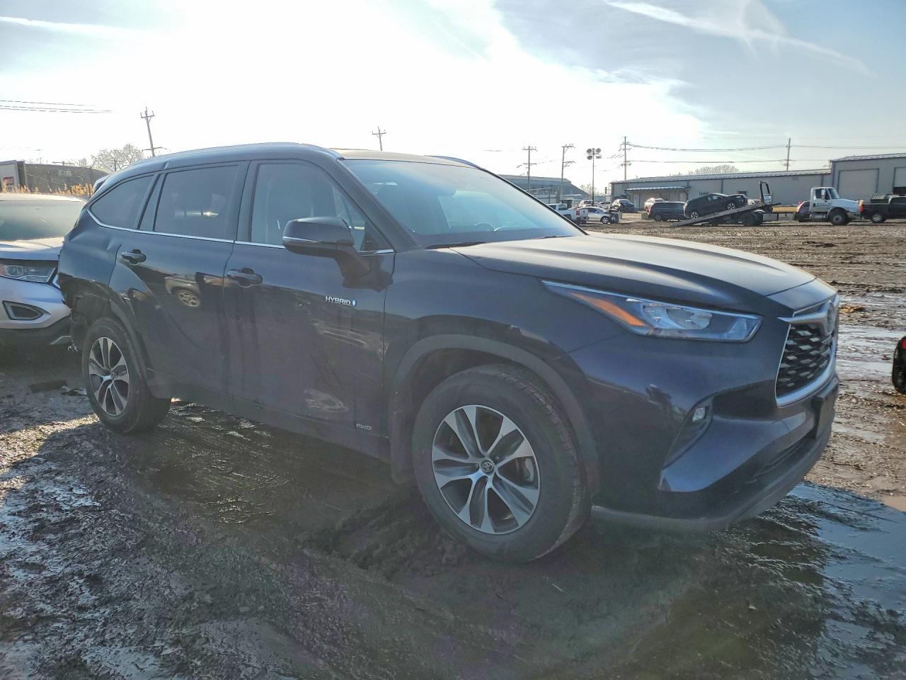 2020 TOYOTA HIGHLANDER HYBRID XLE photo 10