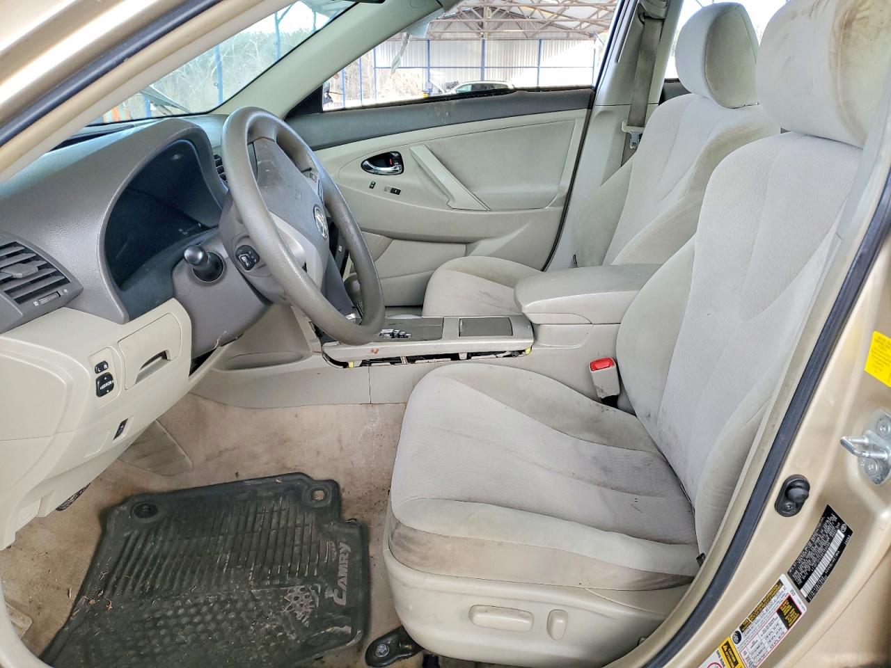 2011 TOYOTA CAMRY BASE photo 7