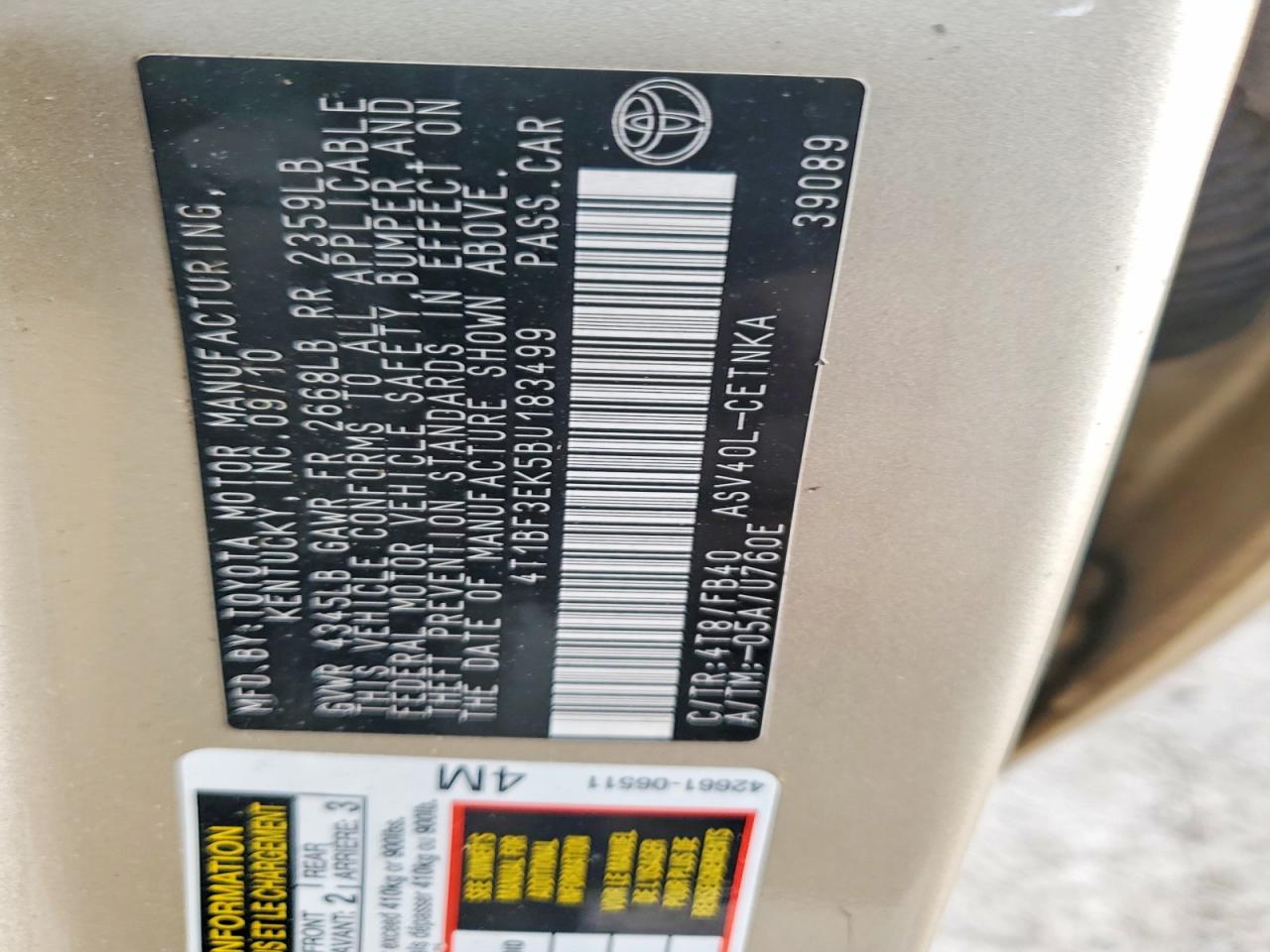 2011 TOYOTA CAMRY BASE photo 12