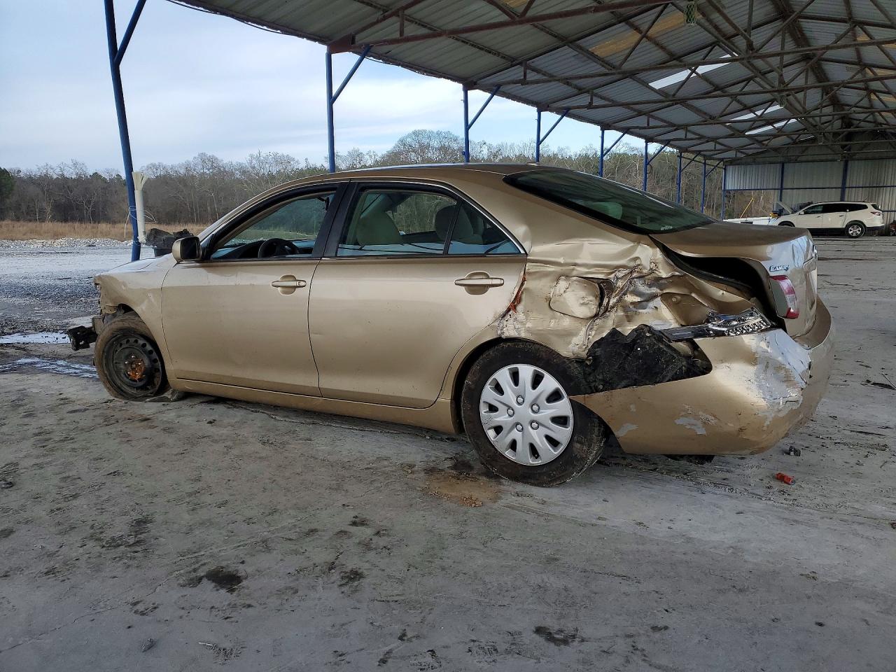 2011 TOYOTA CAMRY BASE photo 2