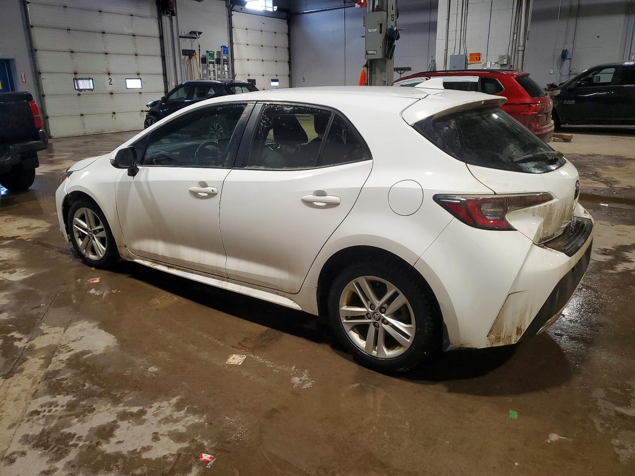 2019 TOYOTA COROLLA SE photo 2