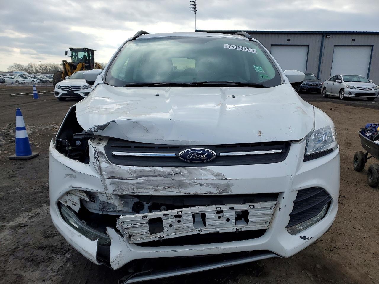 2016 FORD ESCAPE SE photo 5