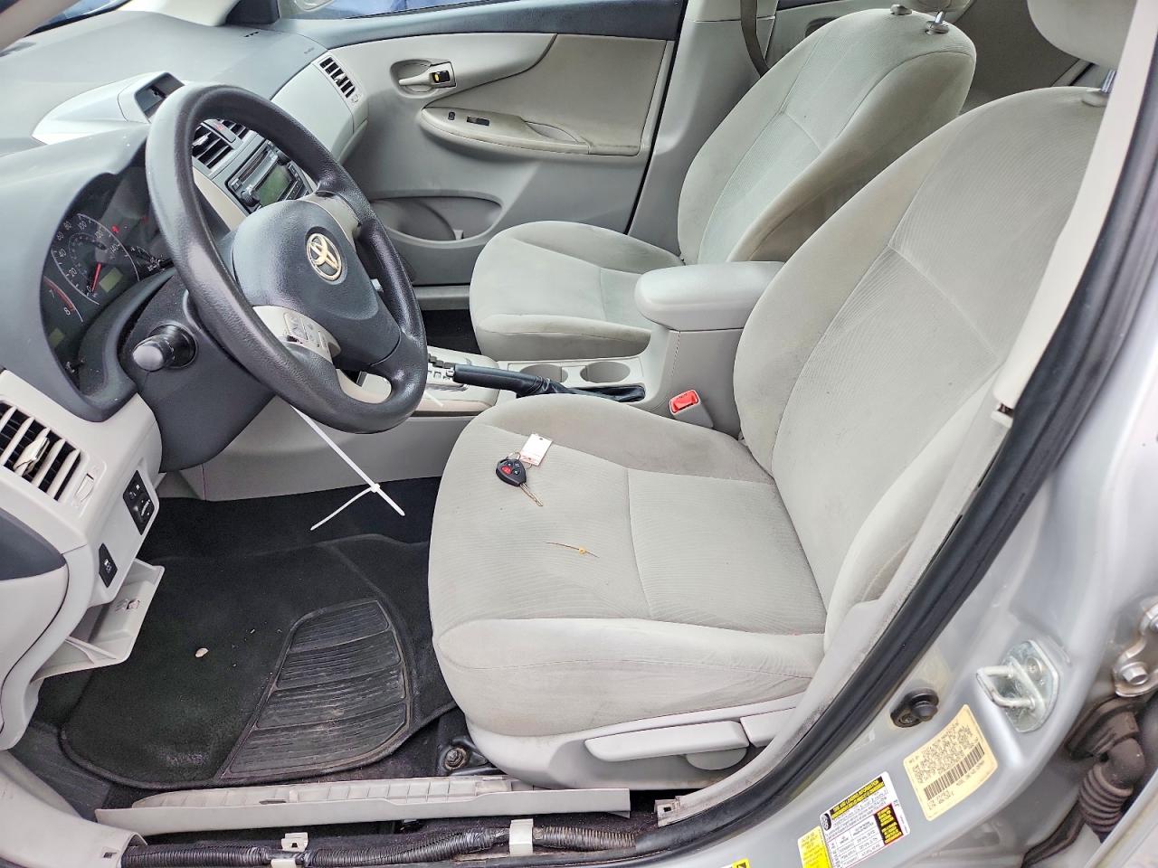 2012 TOYOTA COROLLA BASE photo 7