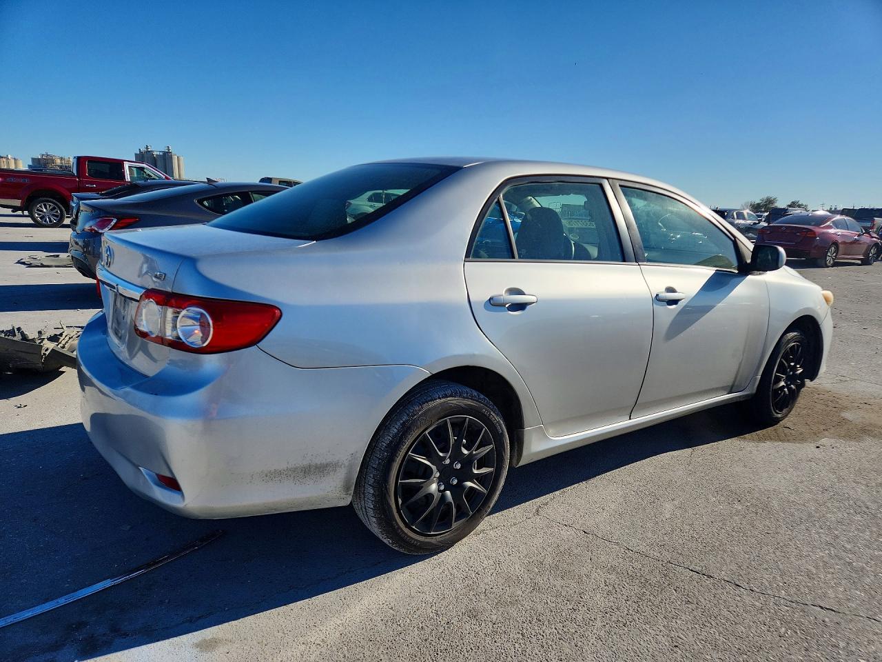2012 TOYOTA COROLLA BASE photo 3