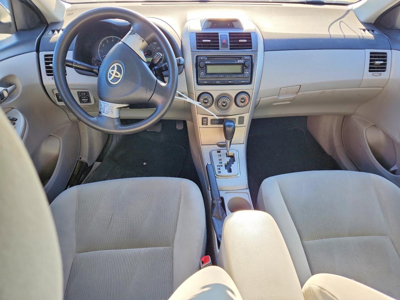 2012 TOYOTA COROLLA BASE photo 8