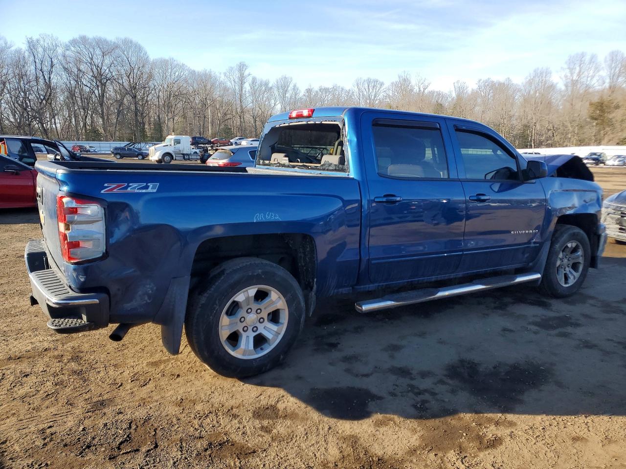 2015 CHEVROLET SILVERADO K1500 LT photo 3