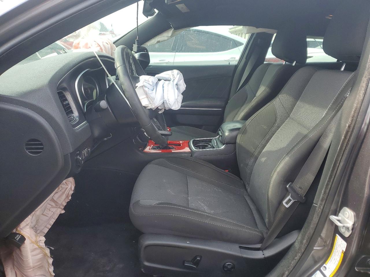 2016 DODGE CHARGER SXT photo 7