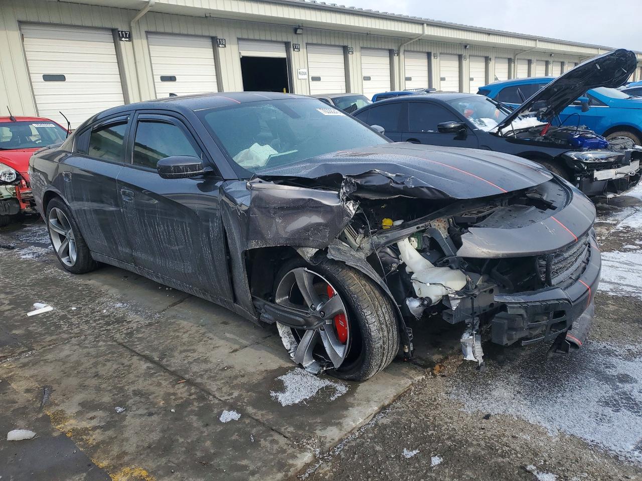 2016 DODGE CHARGER SXT photo 4