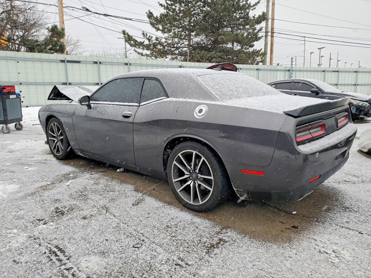 2023 DODGE CHALLENGER GT photo 2