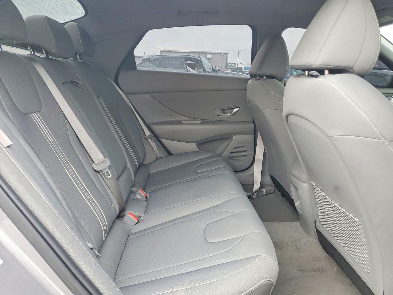 2025 HYUNDAI ELANTRA SEL photo 28