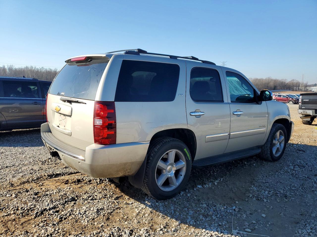 2013 CHEVROLET TAHOE C1500 LTZ photo 3