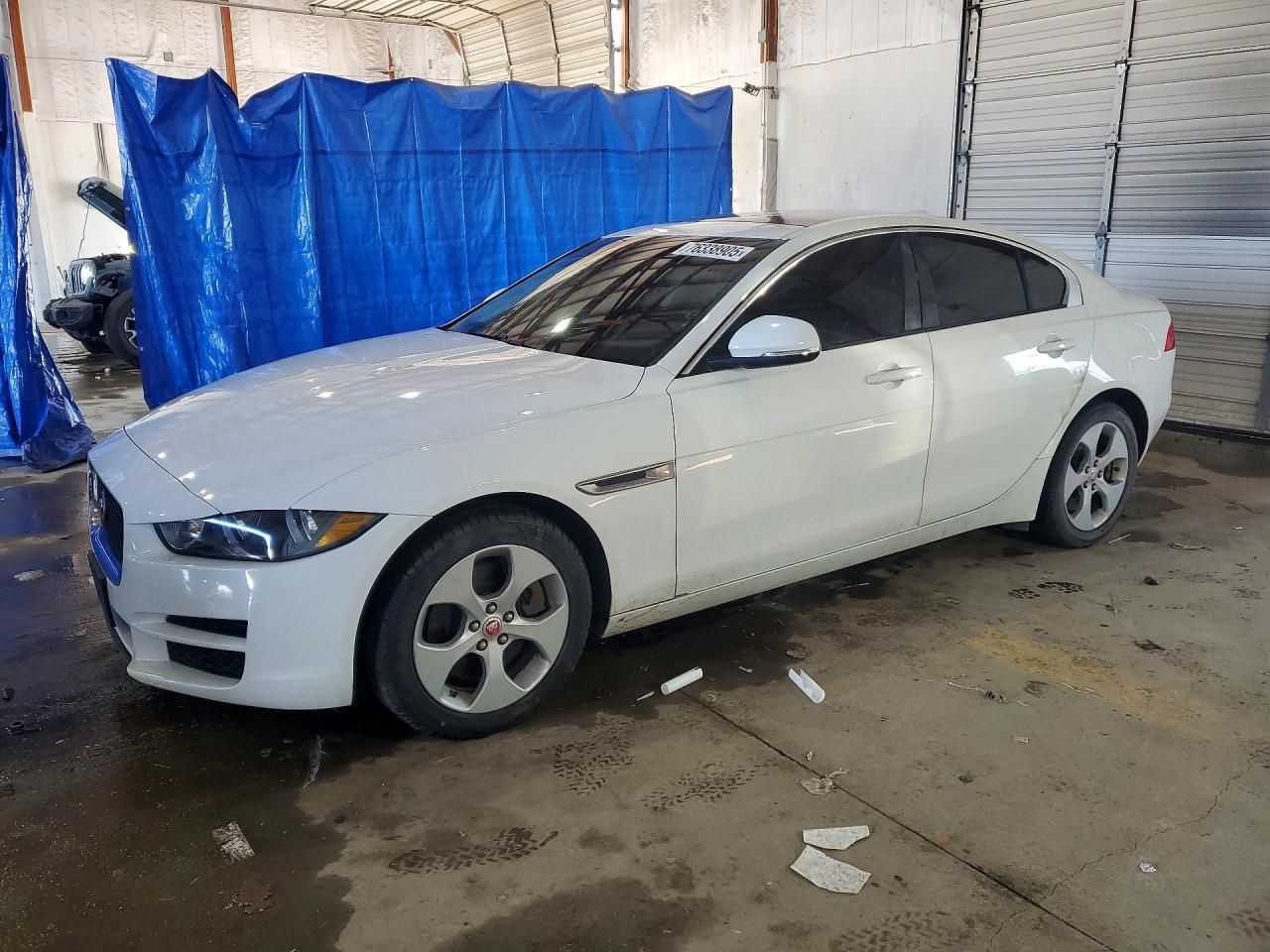 2017 JAGUAR XE