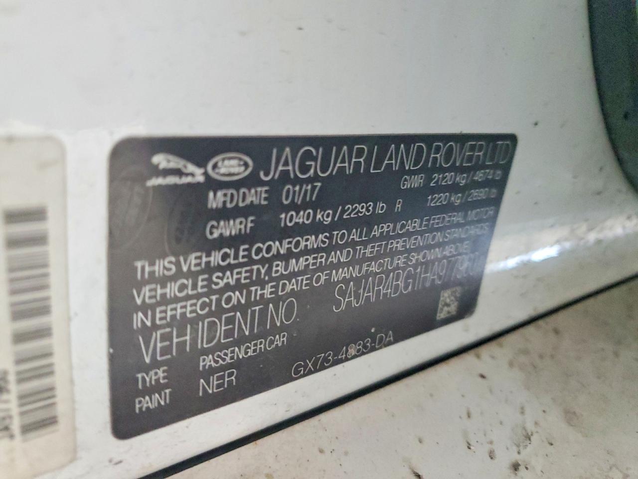 2017 JAGUAR XE photo 12