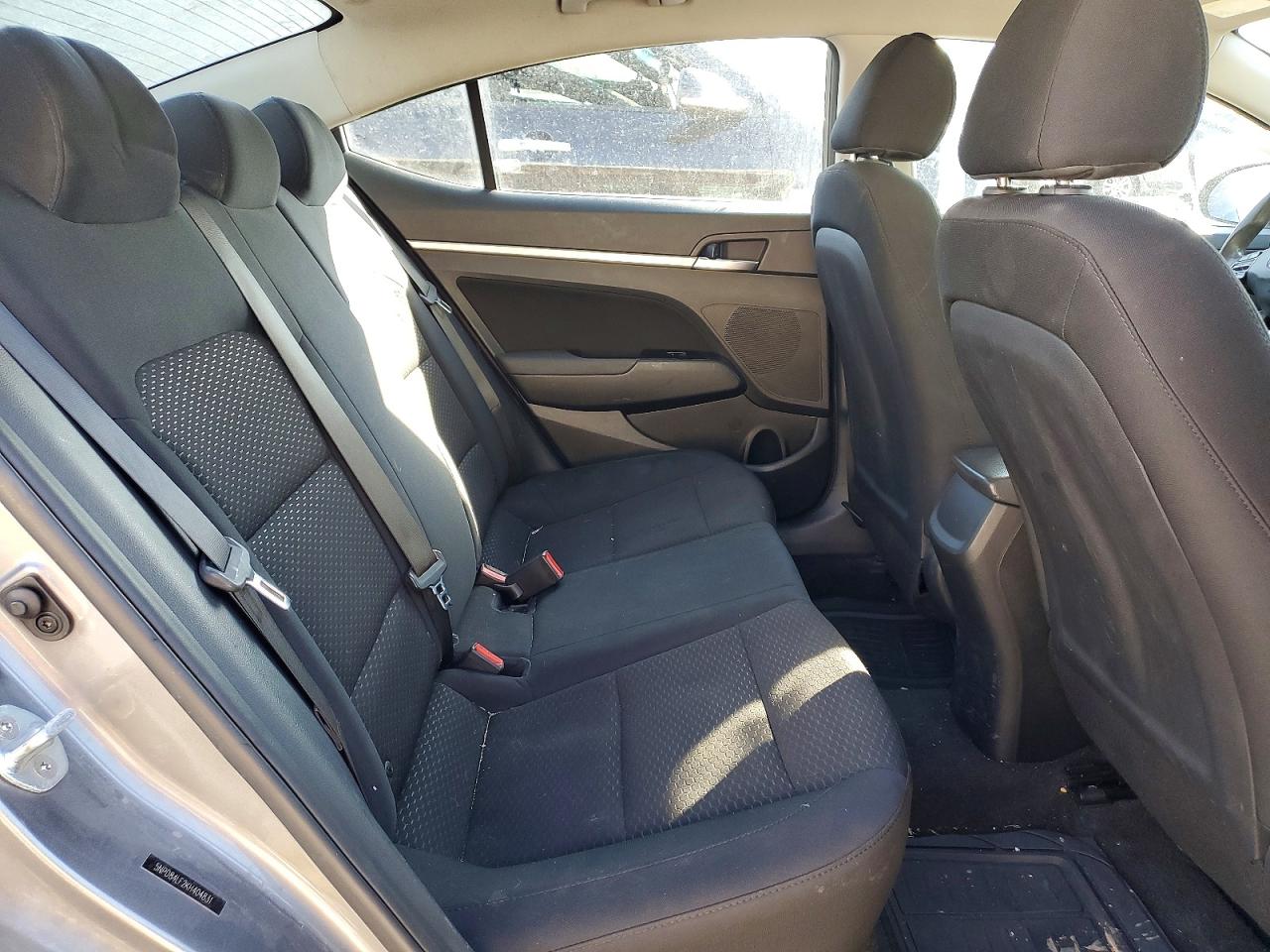 2019 HYUNDAI ELANTRA SEL photo 10