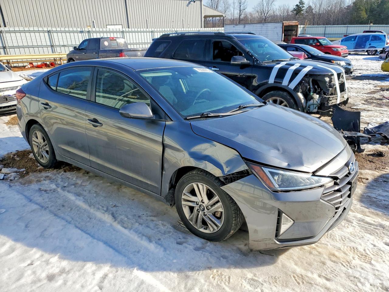 2019 HYUNDAI ELANTRA SEL photo 4