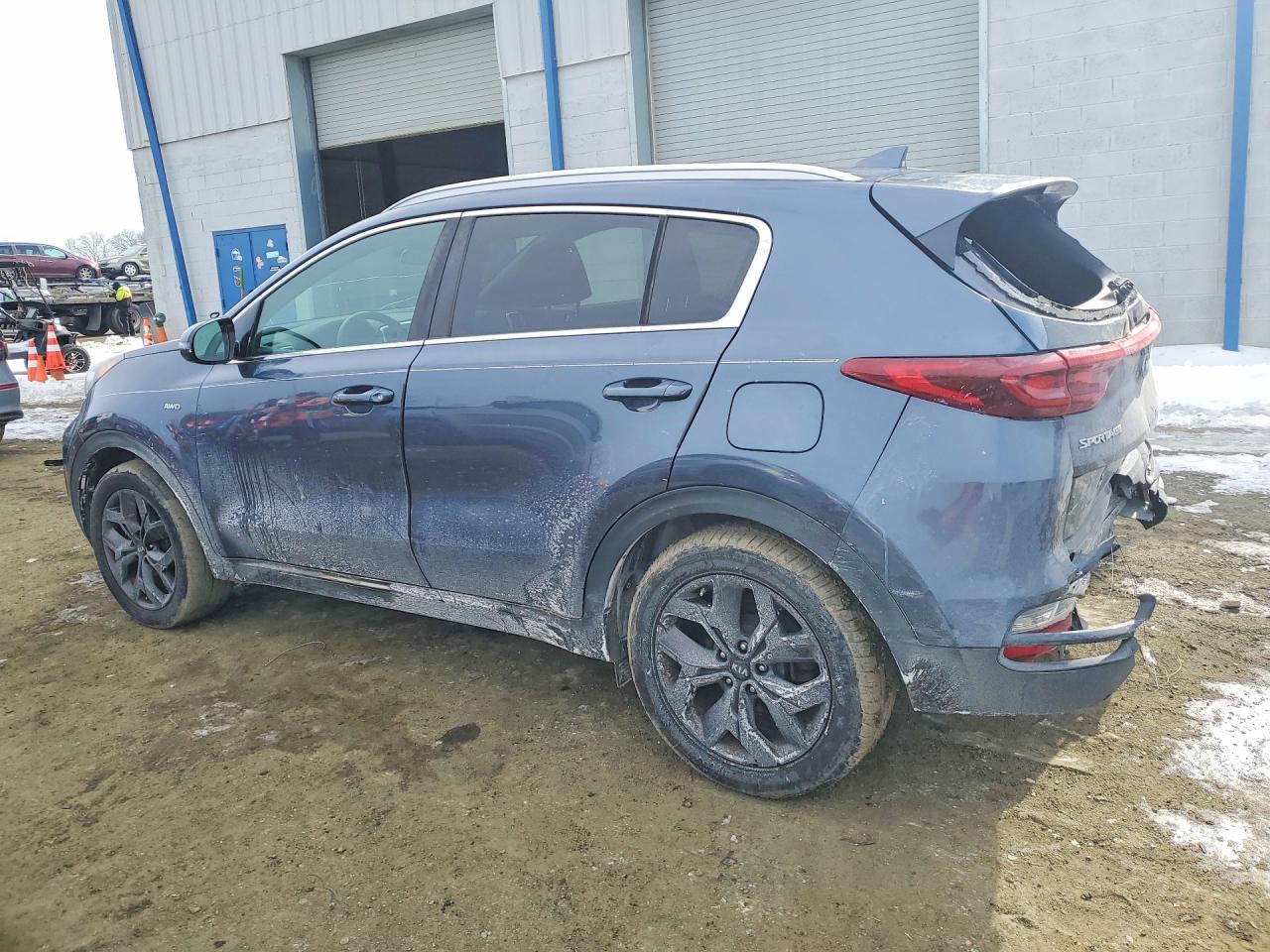 2020 KIA SPORTAGE S photo 3
