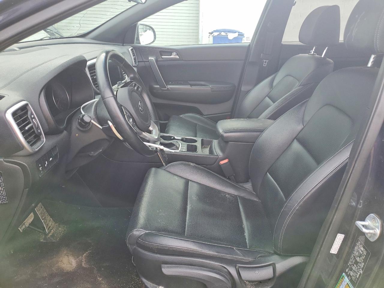 2020 KIA SPORTAGE S photo 13