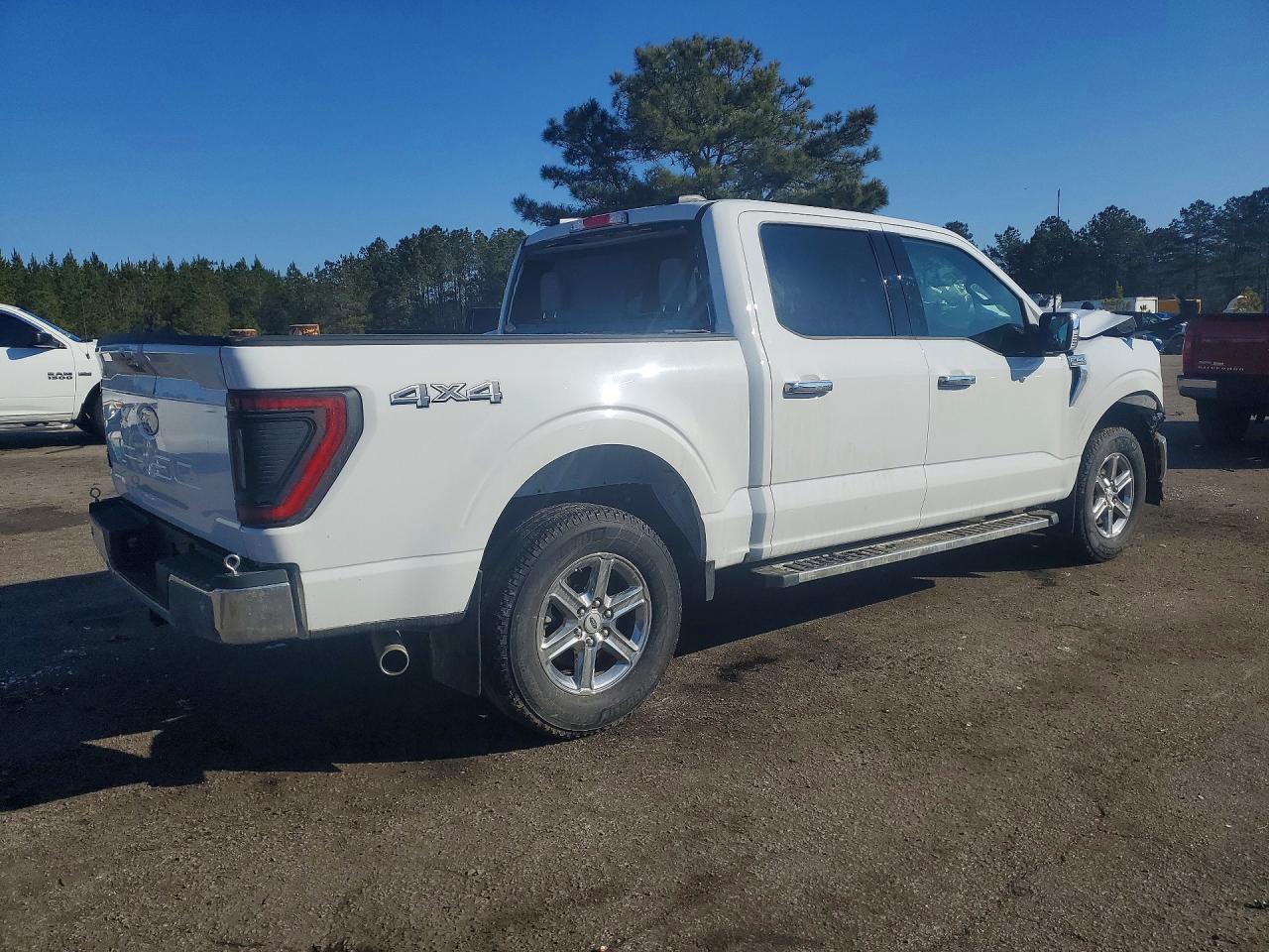 2024 FORD F150 XLT photo 5