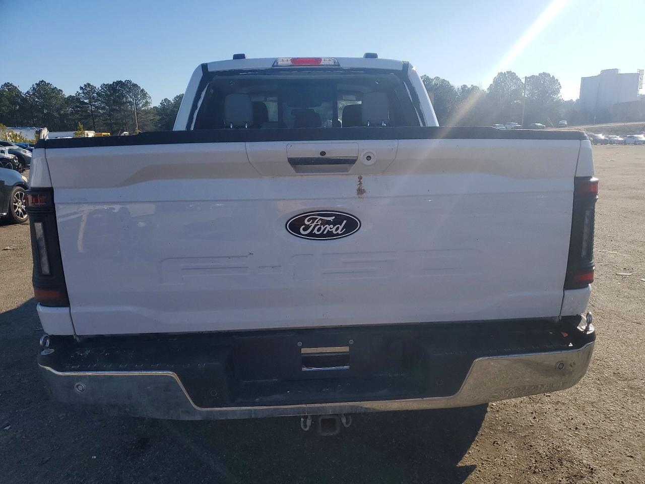 2024 FORD F150 XLT photo 11