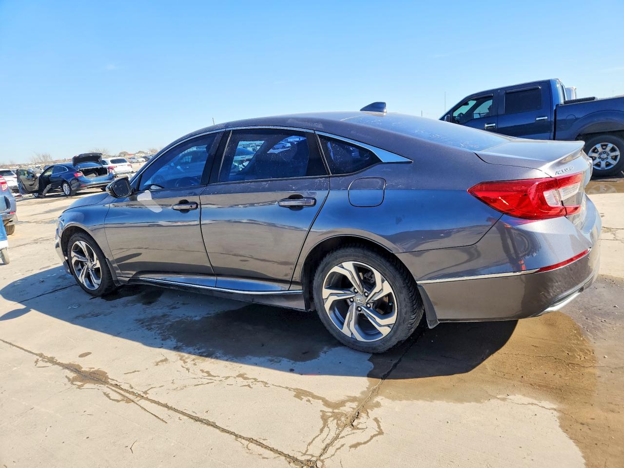2018 HONDA ACCORD EXL photo 2