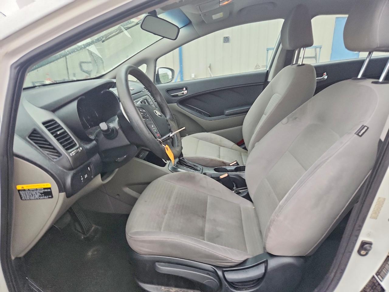 2014 KIA FORTE LX photo 19