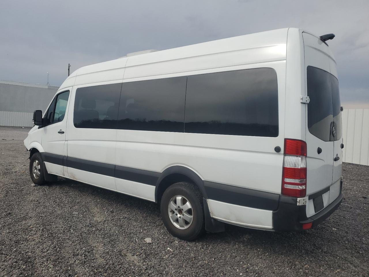 2017 MERCEDES-BENZ SPRINTER 2500 photo 2