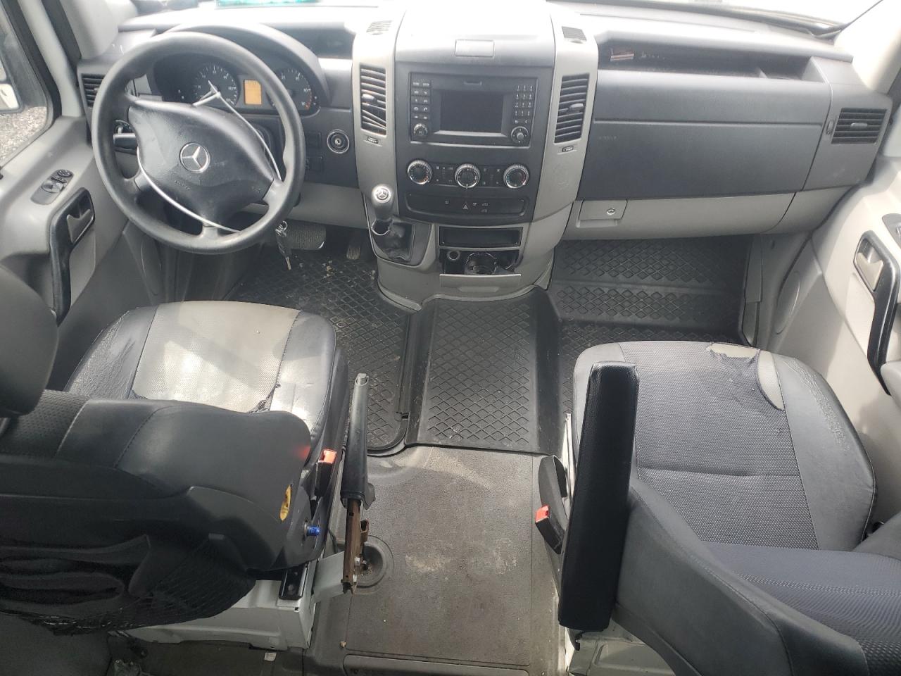 2017 MERCEDES-BENZ SPRINTER 2500 photo 8