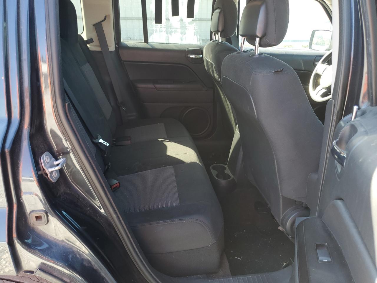 2014 JEEP PATRIOT SPORT photo 21