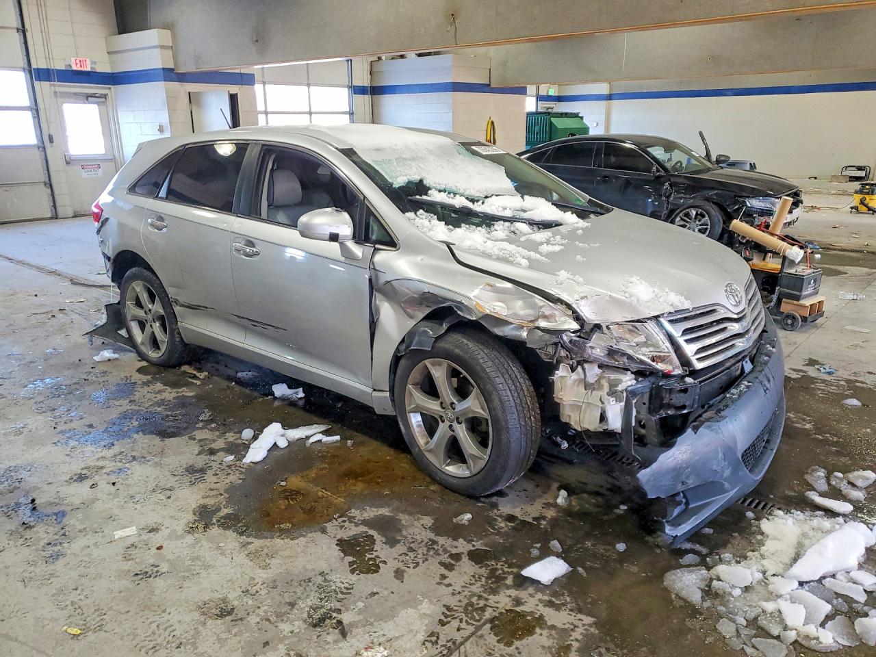 2009 TOYOTA VENZA photo 4