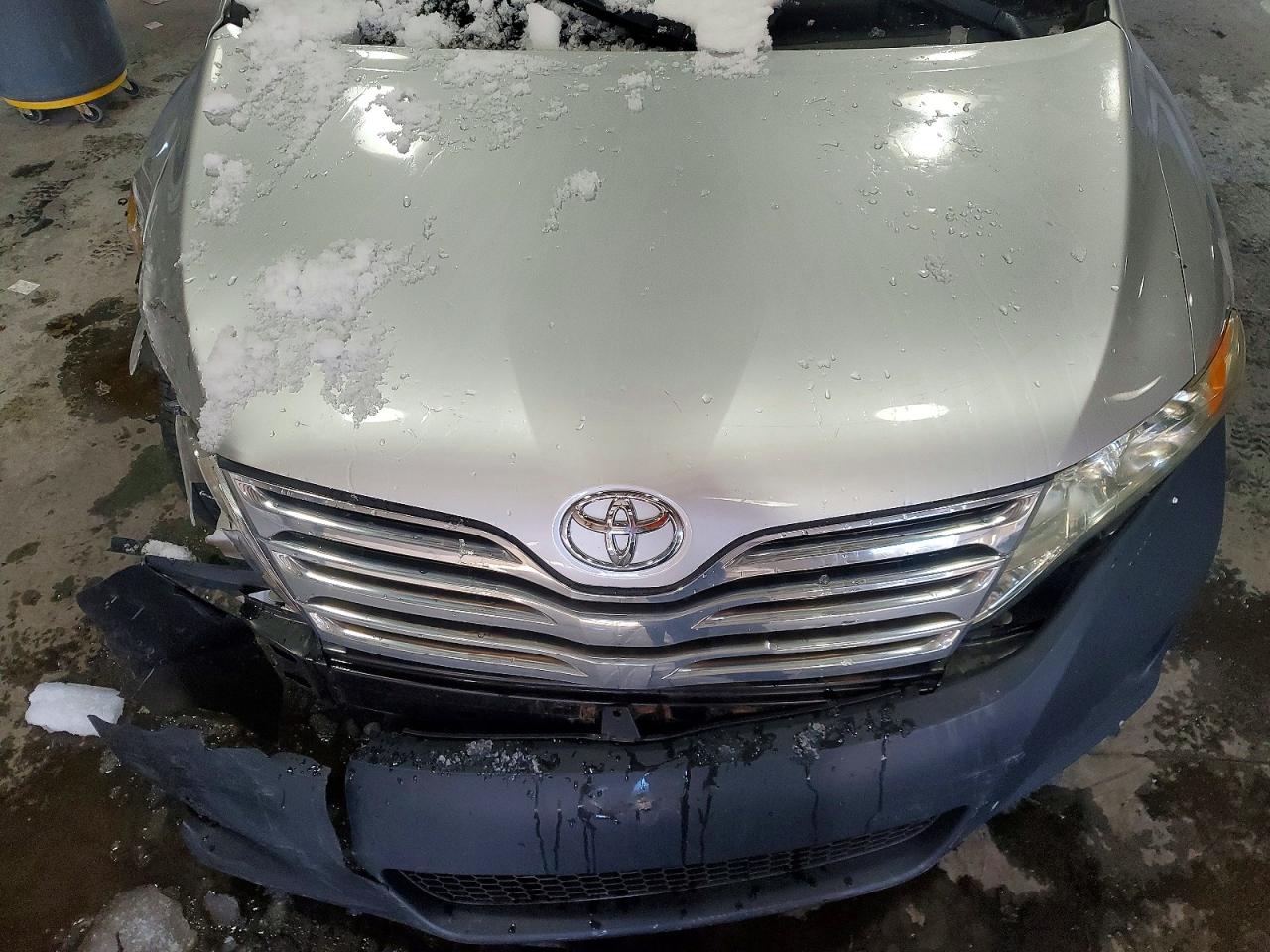 2009 TOYOTA VENZA photo 12