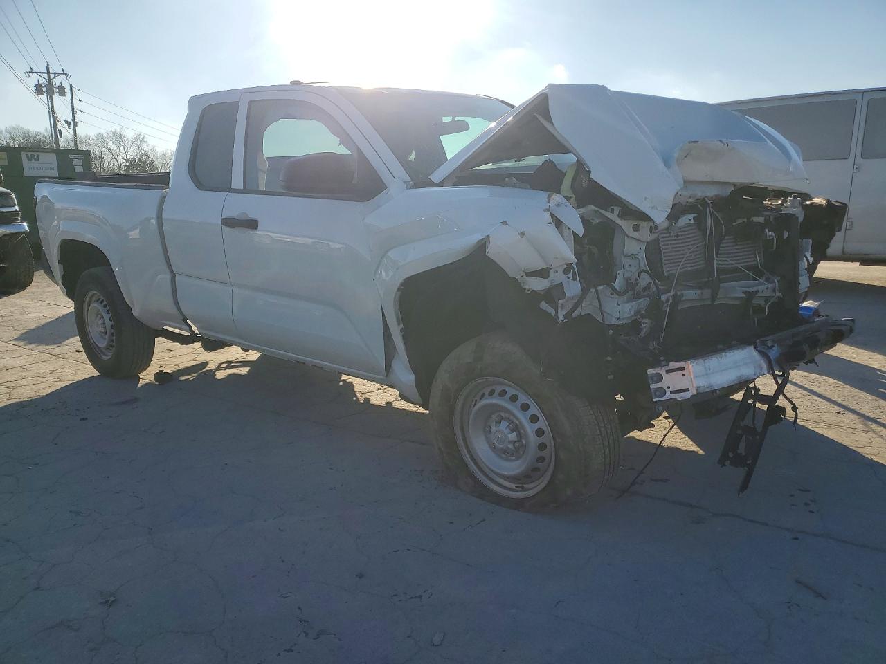 2024 TOYOTA TACOMA XTRACAB photo 4