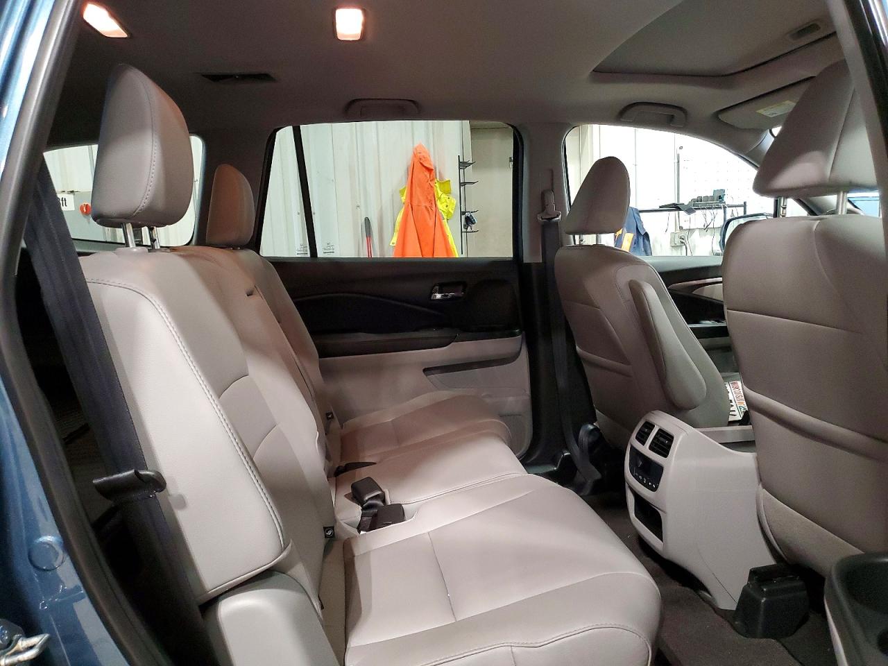 2016 HONDA PILOT EXL photo 21