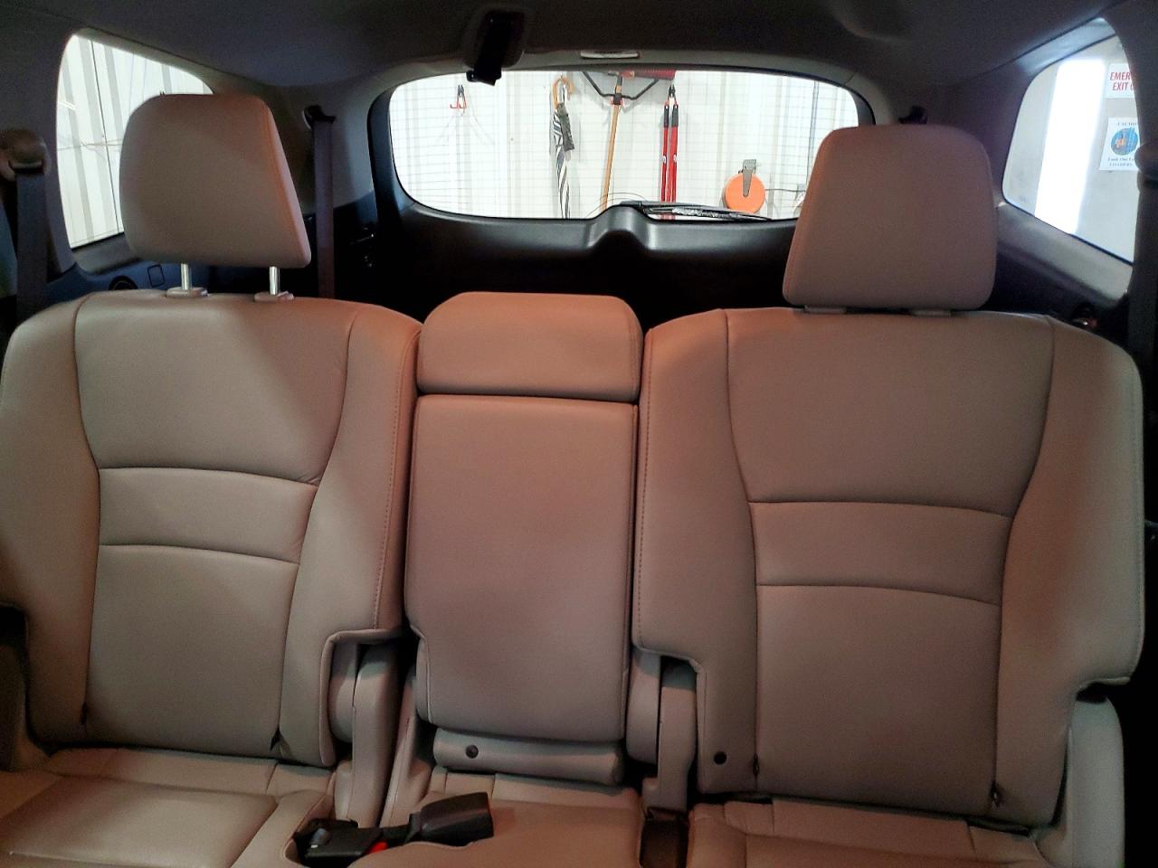2016 HONDA PILOT EXL photo 19