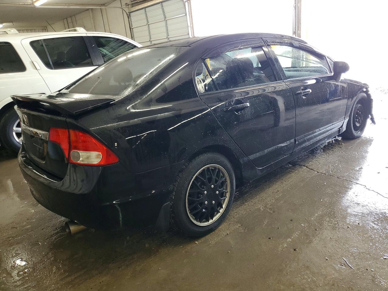 2010 HONDA CIVIC LX photo 3