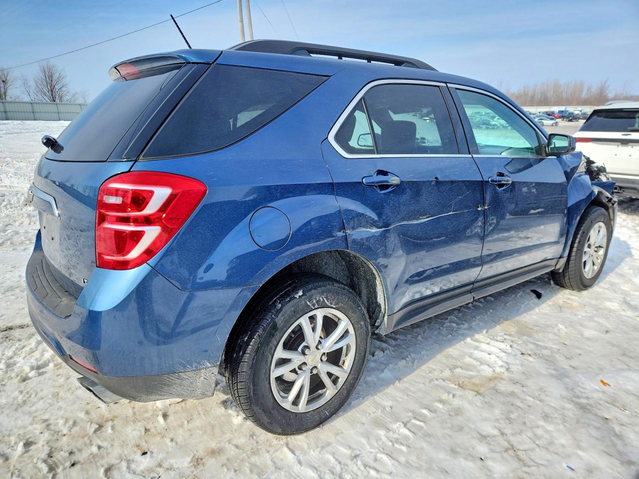 2017 CHEVROLET EQUINOX LT photo 5