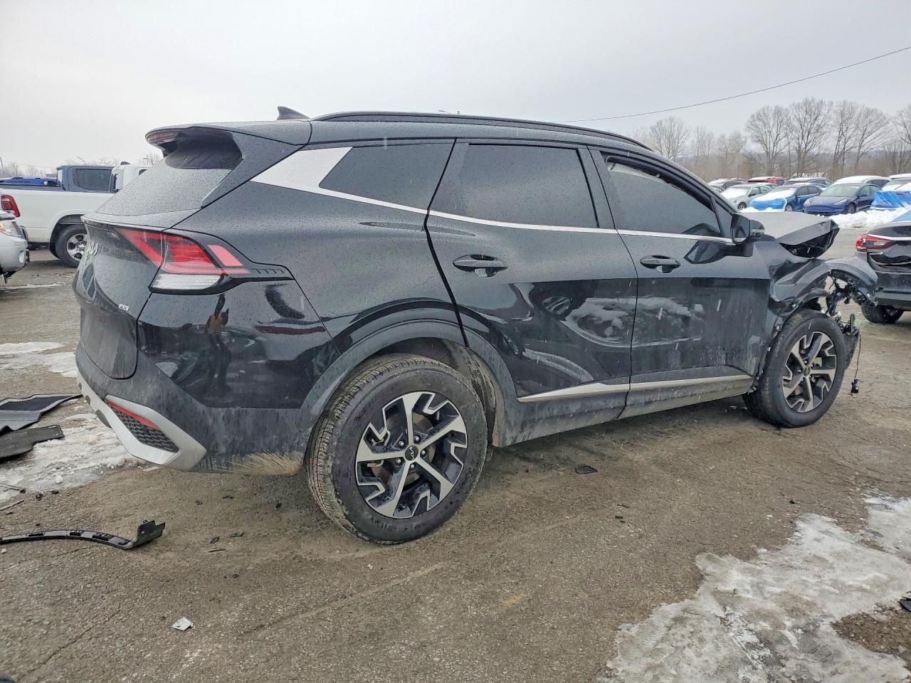 2025 KIA SPORTAGE EX photo 3
