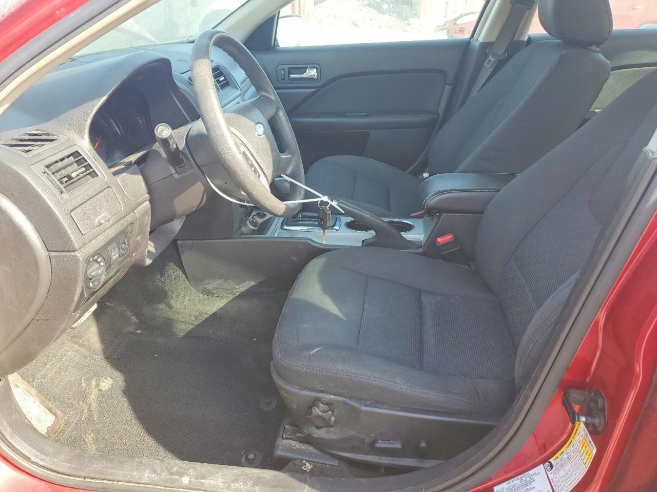 2012 FORD FUSION SE photo 13