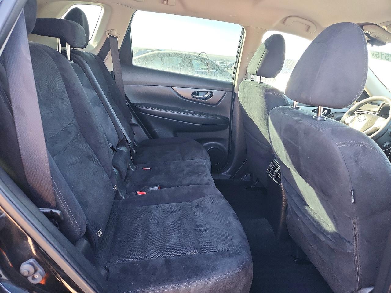 2016 NISSAN ROGUE S photo 11