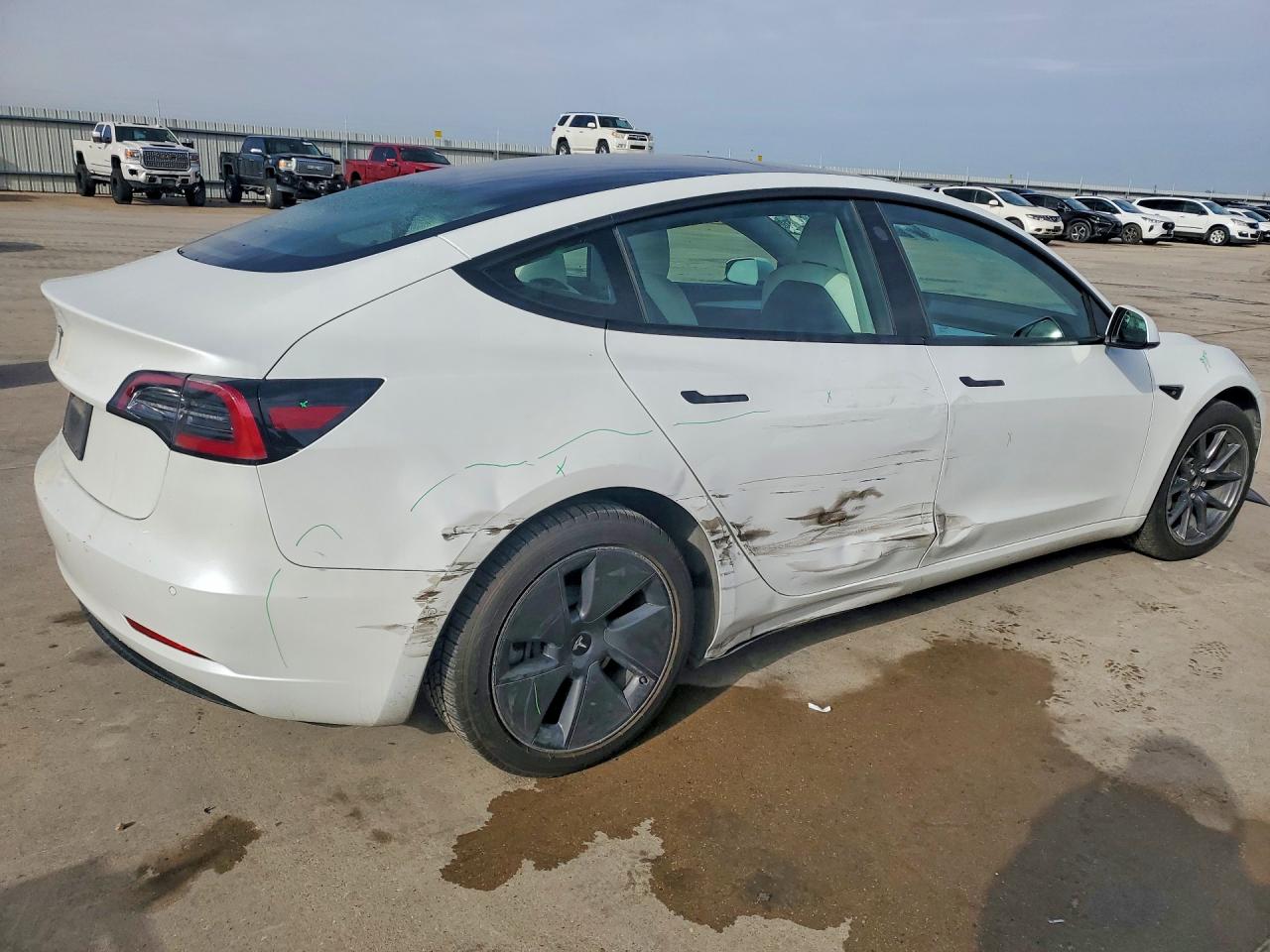 2022 TESLA MODEL 3 photo 5