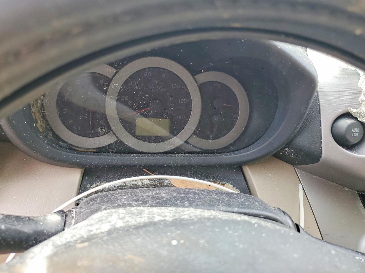 2008 TOYOTA RAV4 BASE photo 9