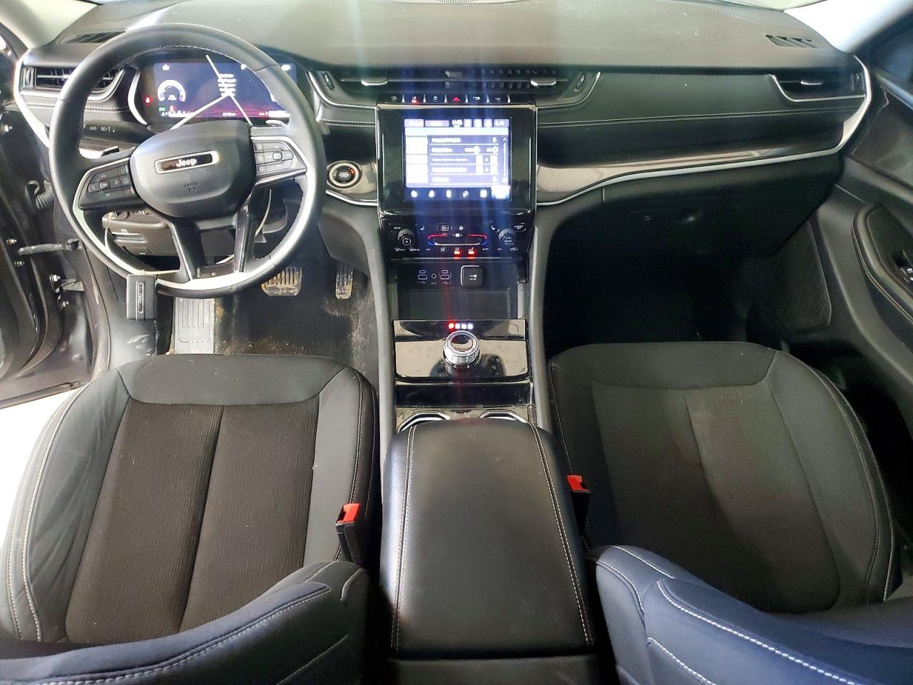 2023 JEEP GRAND CHEROKEE L LAREDO photo 15